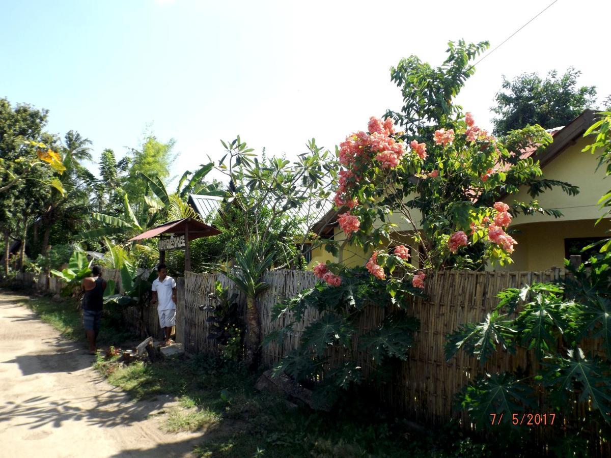 Aura Guest House Gili Air Eksteriør bilde